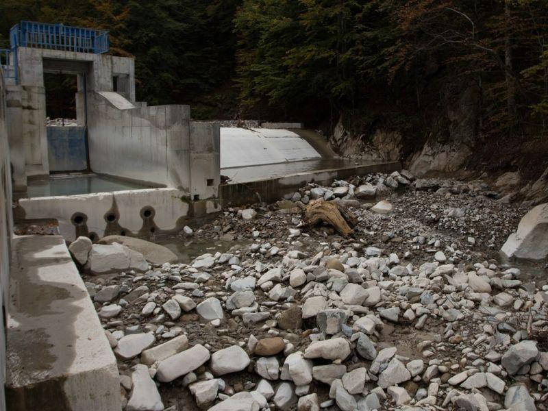 Сите мали хидроцентрали во Бугарија на еколошка проверка