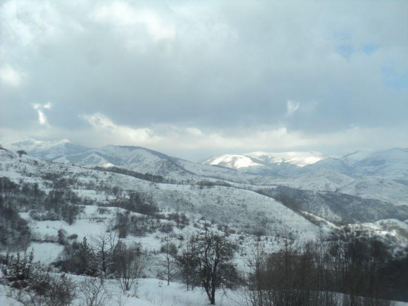 Граѓаните да се подготват за полуполарни временски услови